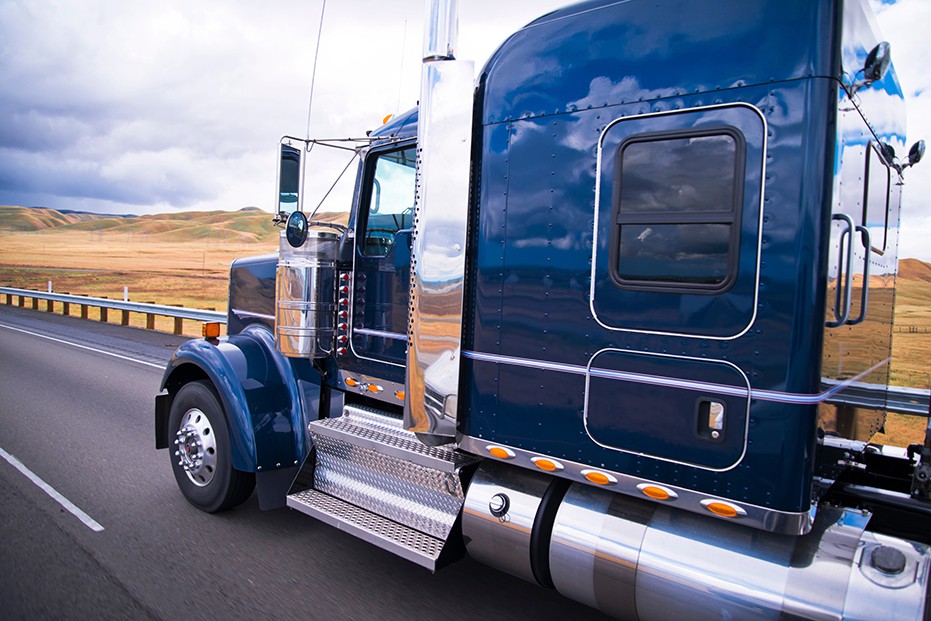 36 Must-Have Accessories for a Commercial Truck Driver 1 - LubeZone